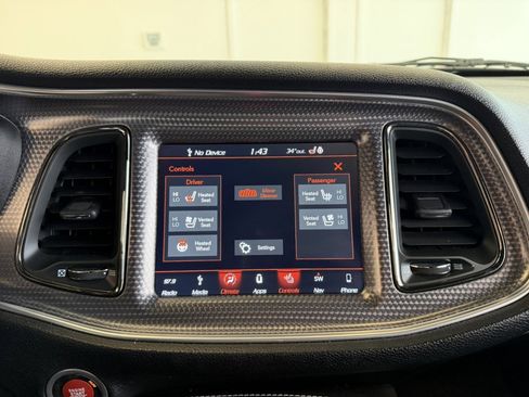 Used 2018 Dodge Challenger SRT Hellcat image 21