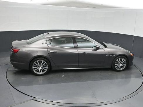 Used 2022 Maserati Quattroporte Modena Q4 AWD/4WD image 30