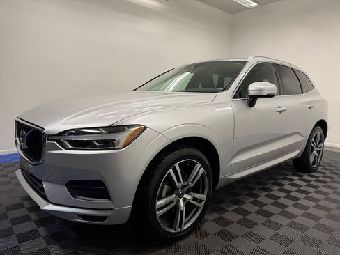 Used 2020 Volvo XC60 T5 Momentum AWD/4WD image 3