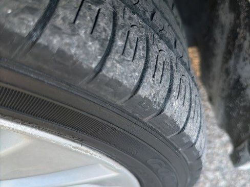 Used 2016 Chevrolet Cruze LTZ image 9