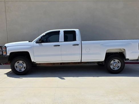 Used 2015 Chevrolet Silverado 2500 W/T w/ Snow Plow Prep Package AWD/4WD image 7