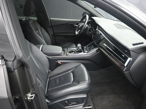 Used 2021 Audi Q8 Premium w/ Black Optic Package image 39