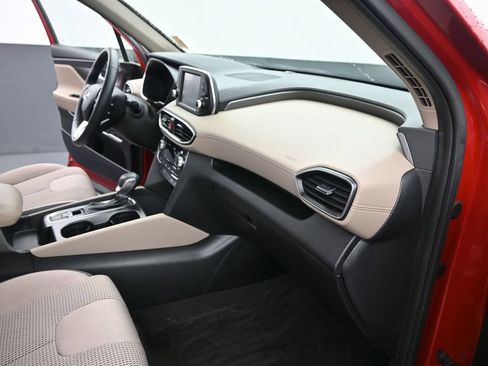 Used 2019 Hyundai Santa Fe SEL image 28