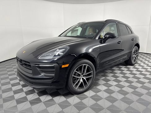 Certified 2026 Porsche Macan image 1