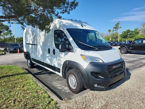 Used 2025 RAM ProMaster 2500 w/ Safety Group FWD image 1