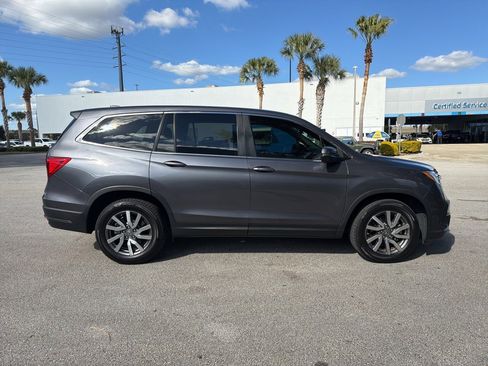 Used 2019 Honda Pilot EX image 6