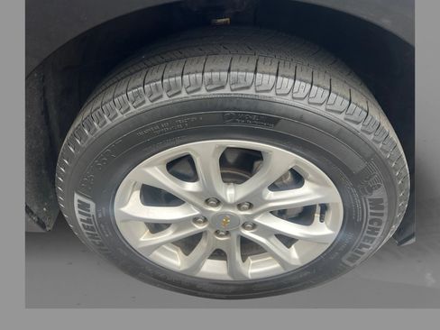 Used 2018 Chevrolet Equinox LT AWD/4WD image 25