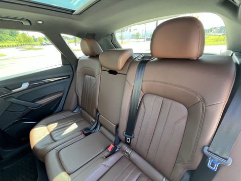 Used 2020 Audi Q5 2.0T Premium Plus AWD/4WD image 32