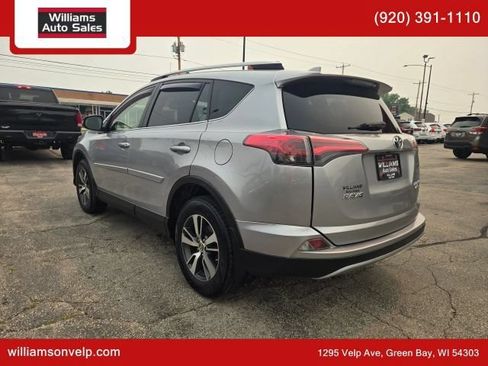 Used 2018 Toyota RAV4 XLE w/ Plus Extra Value Package AWD/4WD image 6