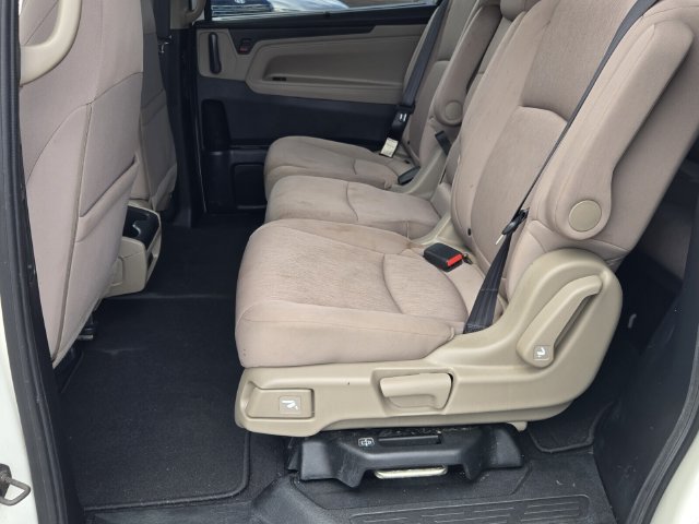 Used 2019 Honda Odyssey EX image 11