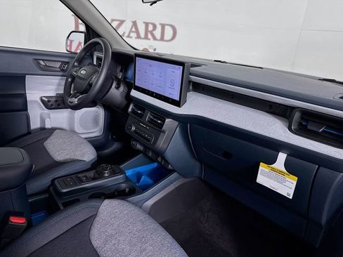 New 2026 Ford Maverick XLT image 26