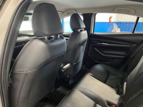 Used 2025 MAZDA MAZDA3 s FWD image 17