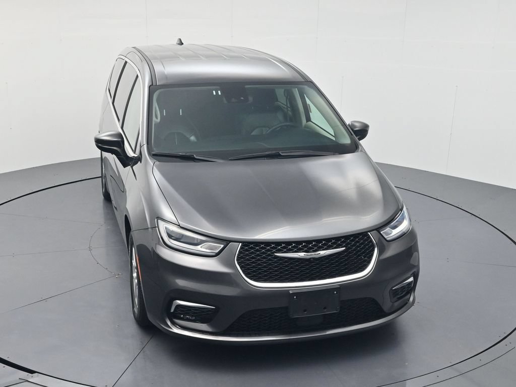 Used 2023 Chrysler Pacifica Touring-L FWD image 34