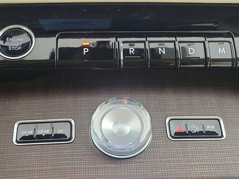 New 2027 Lincoln Navigator Premiere RWD image 28