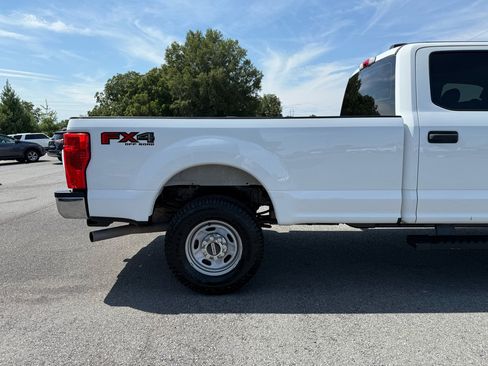 Used 2022 Ford F250 XL w/ Power Equipment Group image 33