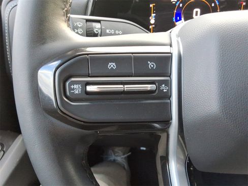 Certified 2023 Chevrolet Colorado LT w/ LT Convenience Package II image 27