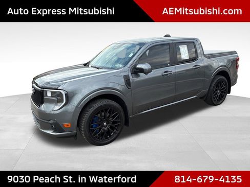 Used 2025 Ford Maverick Lobo AWD/4WD image 3