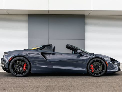 New 2026 McLaren Artura Spider RWD image 10