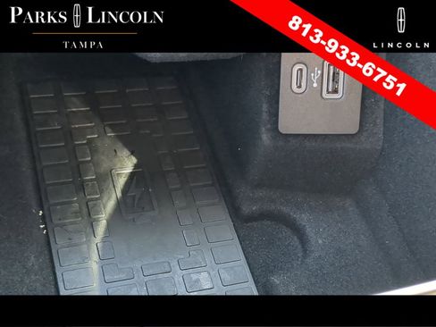 Certified 2022 Lincoln Nautilus Reserve image 23