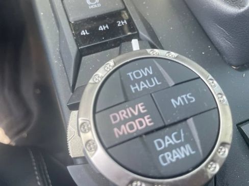 Used 2026 Toyota 4Runner TRD Off-Road Premium AWD/4WD image 14