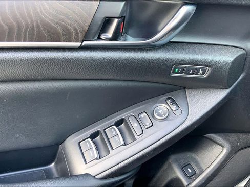 Used 2021 Honda Accord EX-L image 34