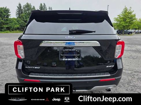 Used 2021 Ford Explorer Limited w/ Equipment Group 301A AWD/4WD image 5