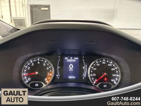 Used 2018 Jeep Renegade Sport w/ Power & Air Group image 9