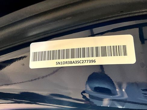 Used 2025 Nissan Pathfinder SV FWD image 19