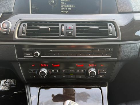 Used 2013 BMW 528i xDrive Sedan image 17
