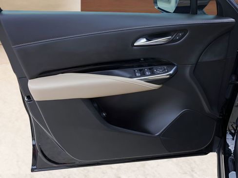 Certified 2024 Cadillac XT4 Luxury FWD image 20