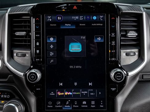 Used 2025 RAM 1500 Big Horn image 25