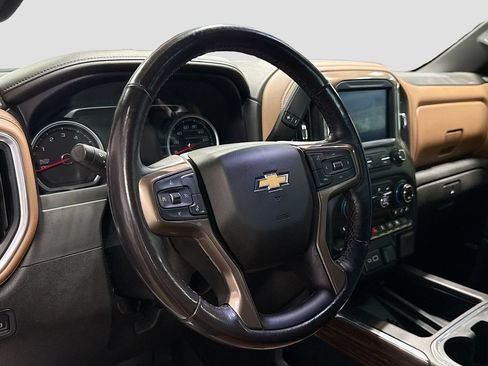 Used 2020 Chevrolet Silverado 1500 High Country AWD/4WD image 11