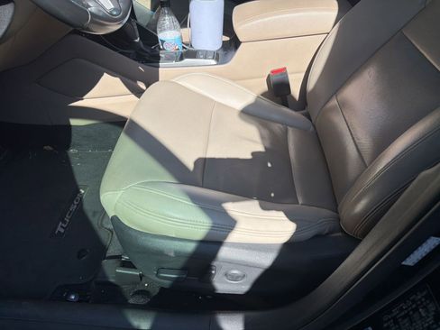 Used 2018 Hyundai Tucson SEL Plus FWD image 11