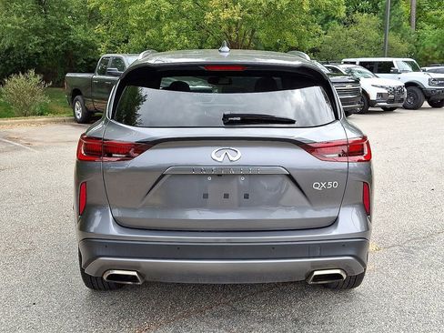 Used 2022 INFINITI QX50 Luxe w/ Appearance Package image 5
