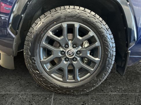 Certified 2024 Toyota Sequoia Platinum AWD/4WD image 14