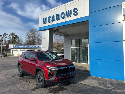 New 2026 Chevrolet Equinox ACTIV w/ Convenience Package III image 1