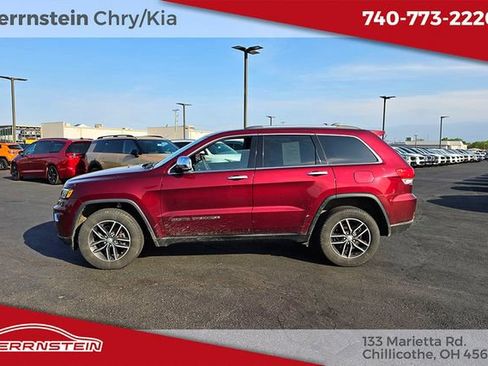 Used 2017 Jeep Grand Cherokee Limited w/ Luxury Group II AWD/4WD image 5