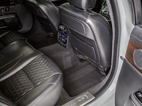 Used 2016 Jaguar XJ L Portfolio image 46