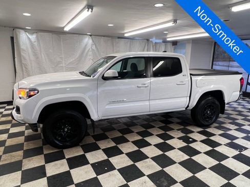 Used 2020 Toyota Tacoma SR5 image 8