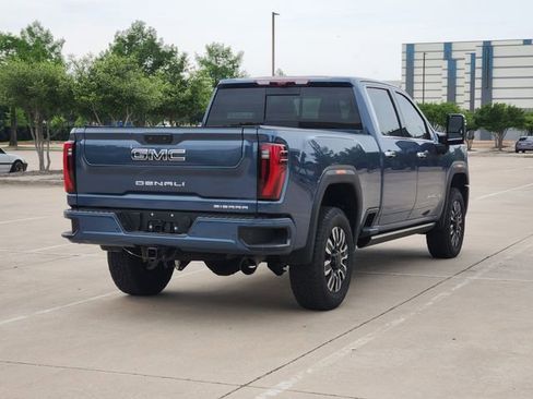 Used 2025 GMC Sierra 2500 Denali Ultimate AWD/4WD image 5