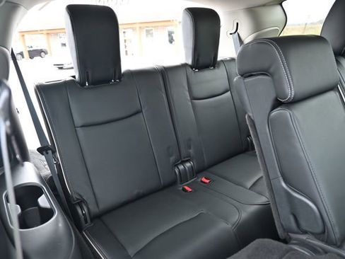 Used 2019 INFINITI QX60 Luxe w/ Essential Package image 22