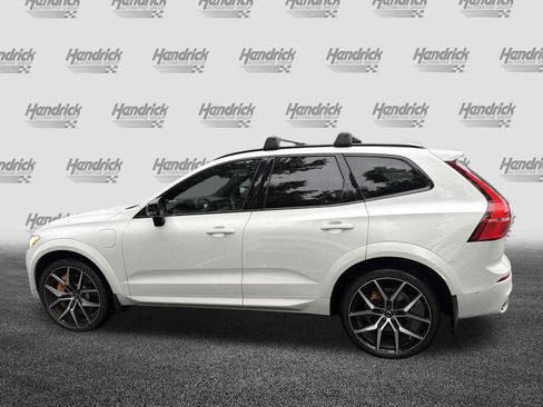 Used 2023 Volvo XC60 B5 Ultimate w/ Climate Package FWD image 8