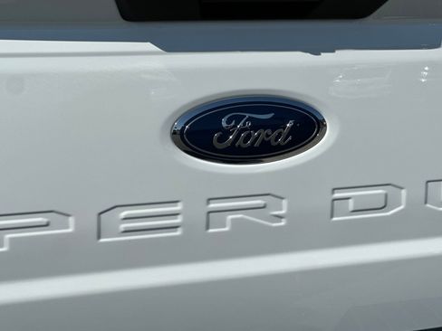 New 2026 Ford F250 XL image 22