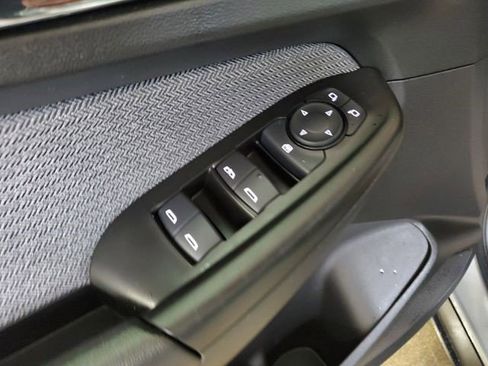 Certified 2023 Chevrolet TrailBlazer LT w/ Convenience Package image 16