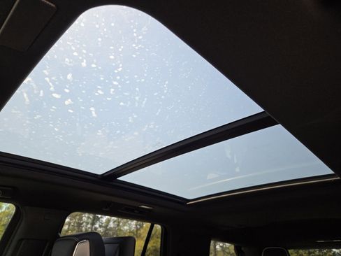 New 2026 GMC Yukon AT4 Ultimate image 4