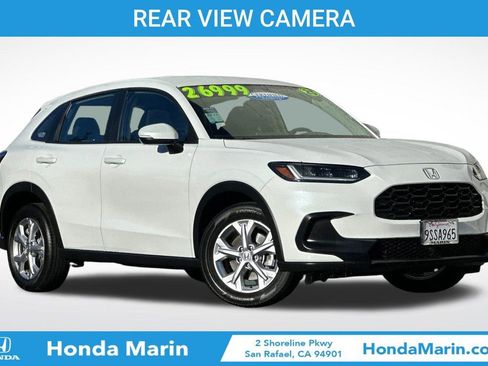 Certified 2025 Honda HR-V LX image 3