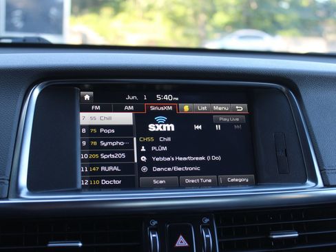 Used 2017 Kia Optima EX w/ Premium Package FWD image 36