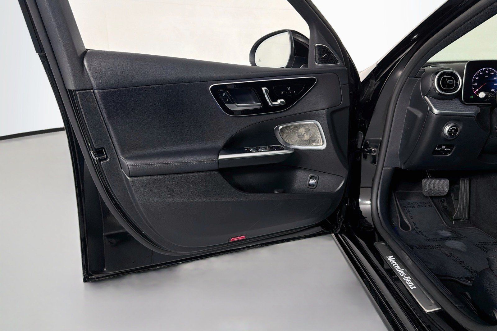 Certified 2024 Mercedes-Benz C 300 Sedan image 22