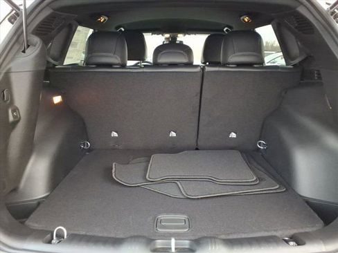 New 2026 Jeep Compass Limited image 17