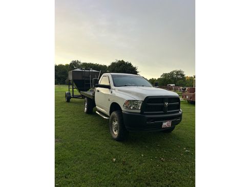 Used 2017 RAM 2500 Tradesman w/ Power & Remote Entry Group AWD/4WD image 2